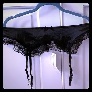 Black lace garter belt